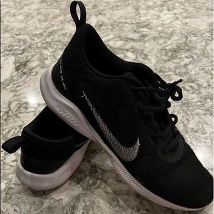 Nike Mens sneakers size 7.5